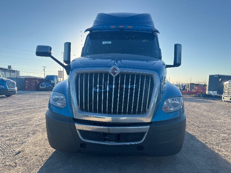 Truck Thumbnail 2