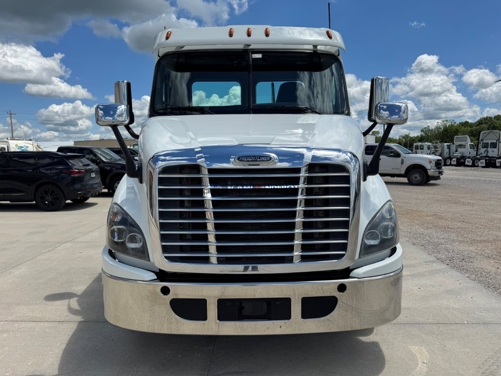 Truck Thumbnail 2