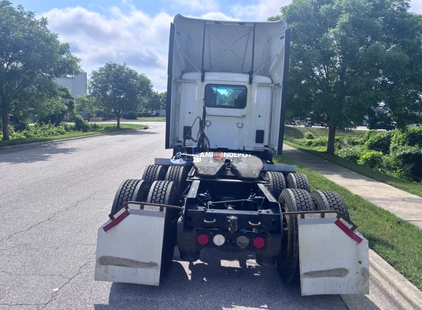 Truck Thumbnail 3