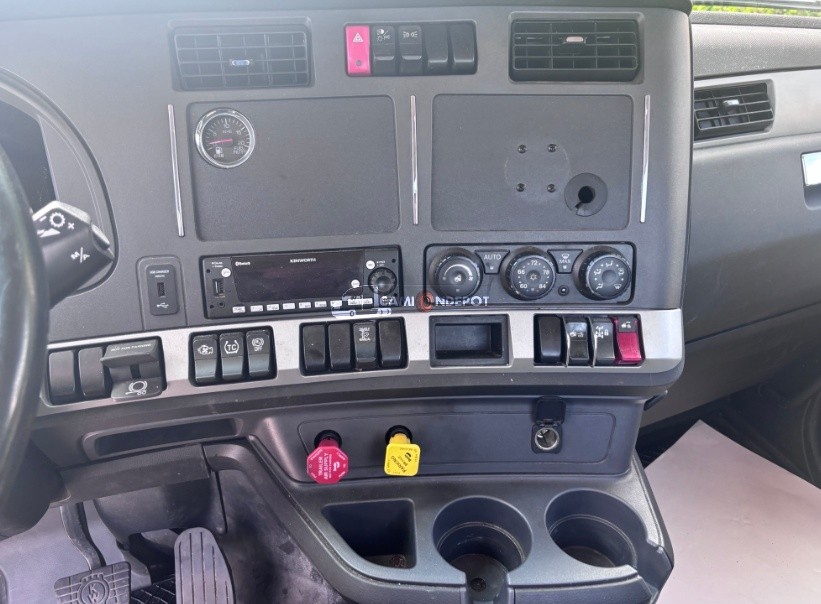 Truck Thumbnail 5