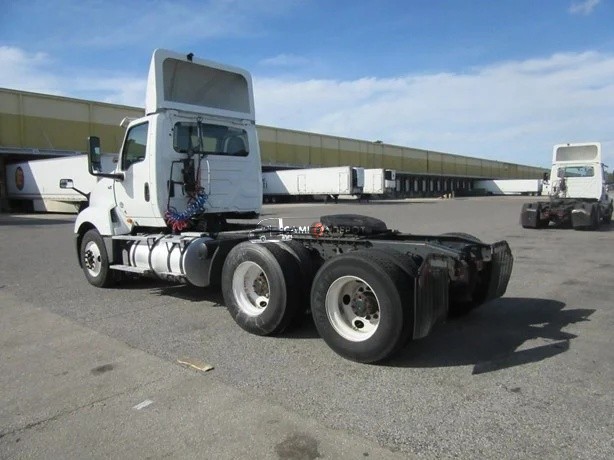 Truck Thumbnail 4