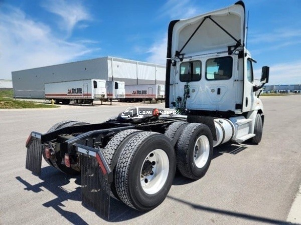 Truck Thumbnail 2