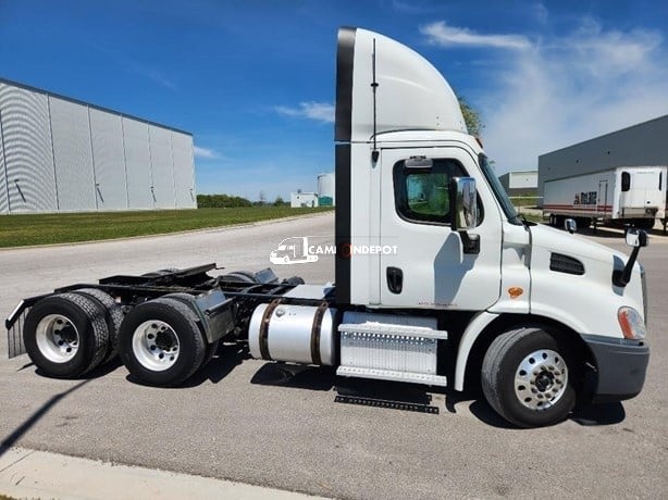Truck Thumbnail 2