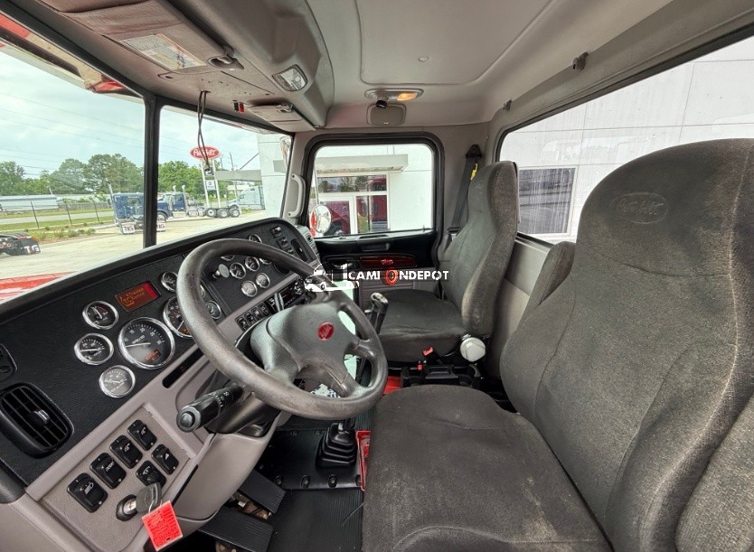 Truck Thumbnail 5