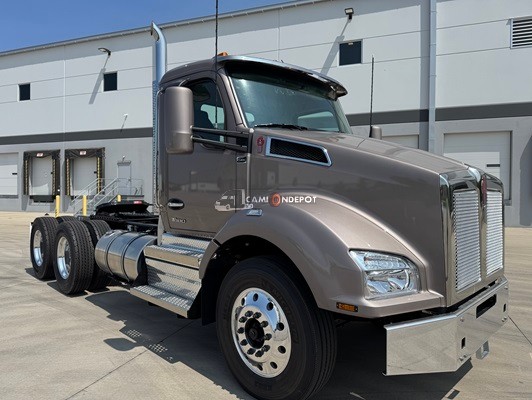 Truck Thumbnail 3