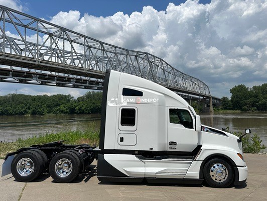 Truck Thumbnail 2