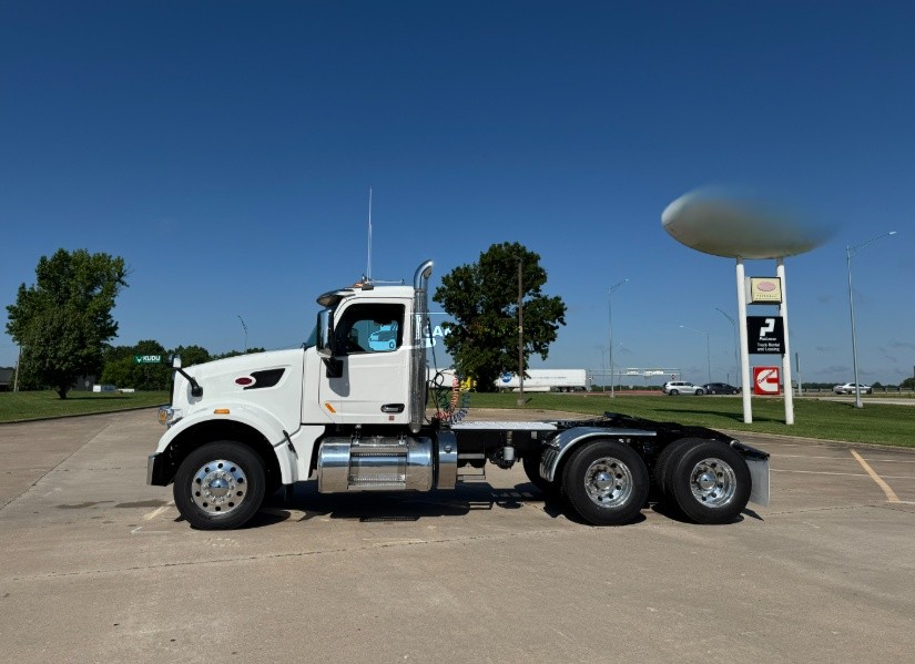 Truck Thumbnail 3