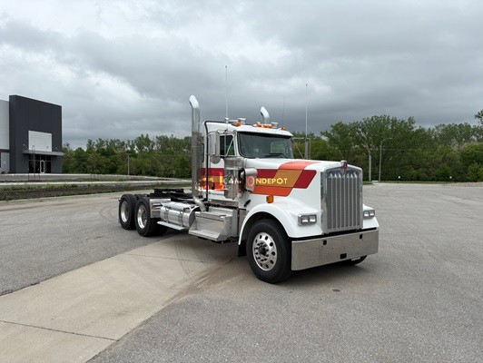 Truck Thumbnail 3