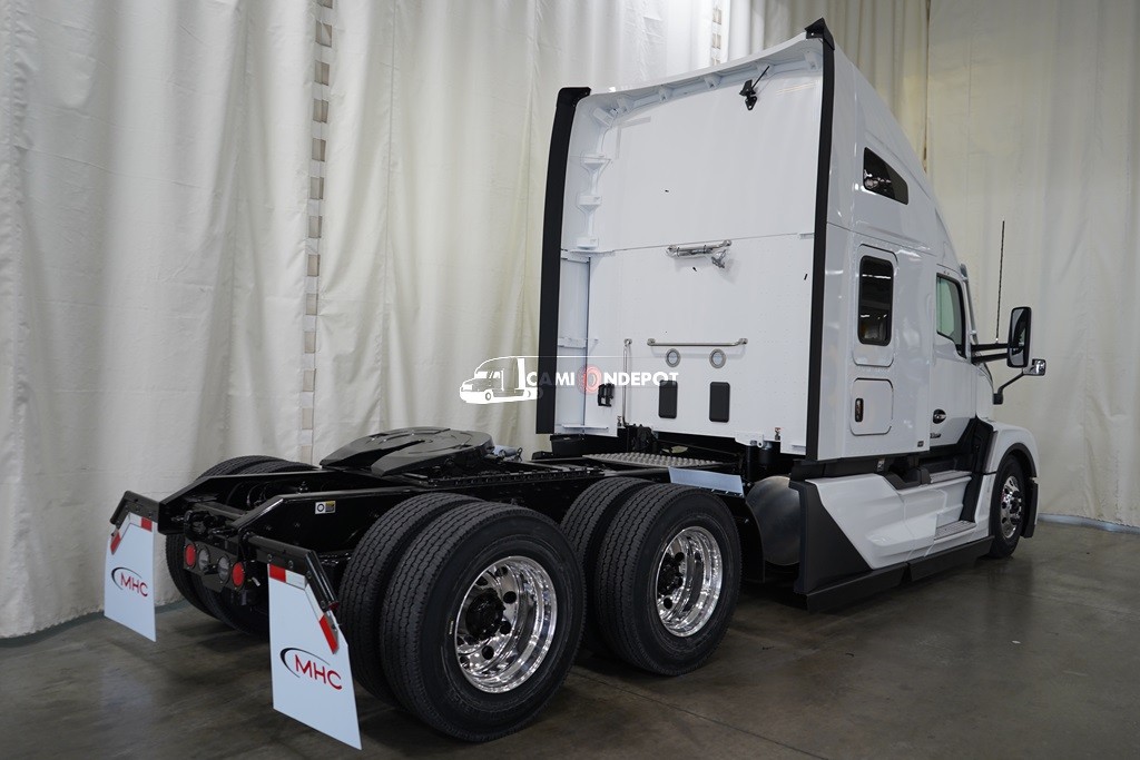 Truck Thumbnail 3