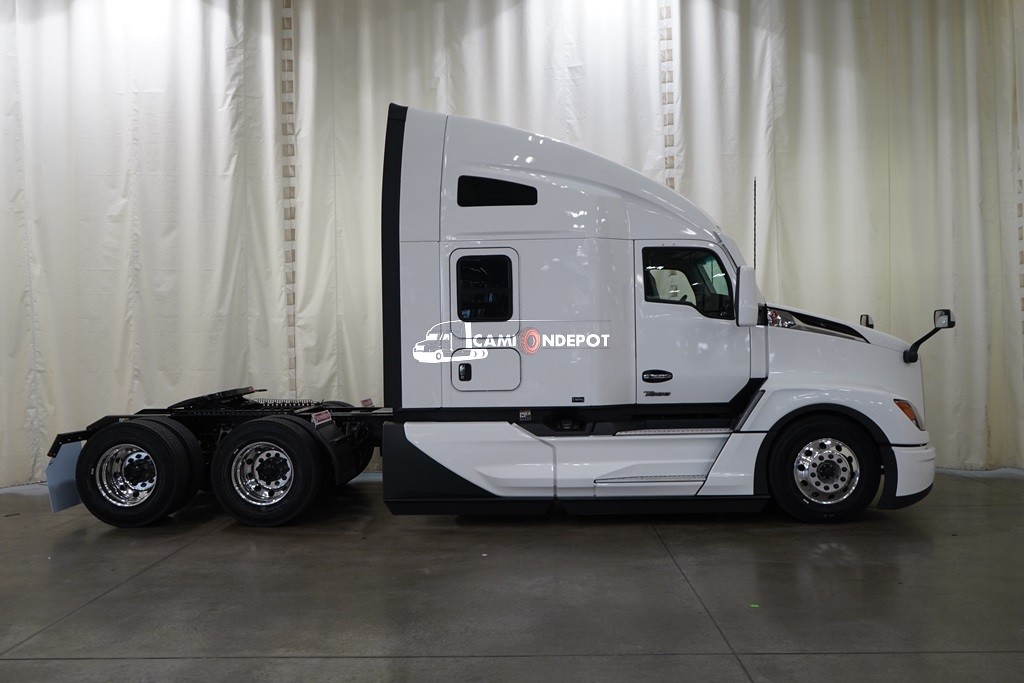 Truck Thumbnail 2