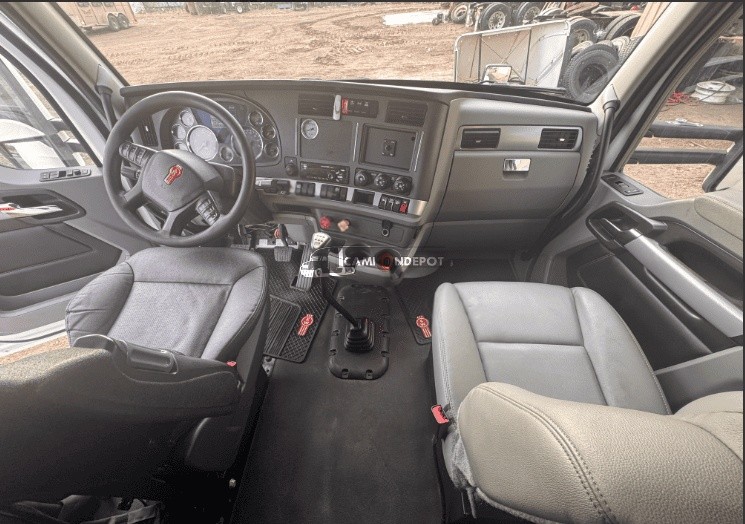 Truck Thumbnail 5