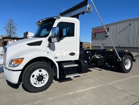 Truck