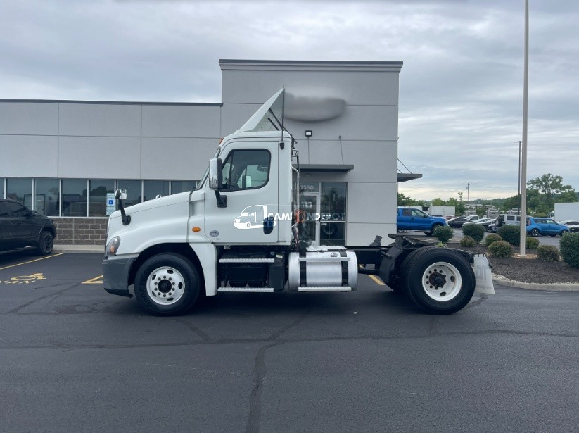 Truck Thumbnail 2