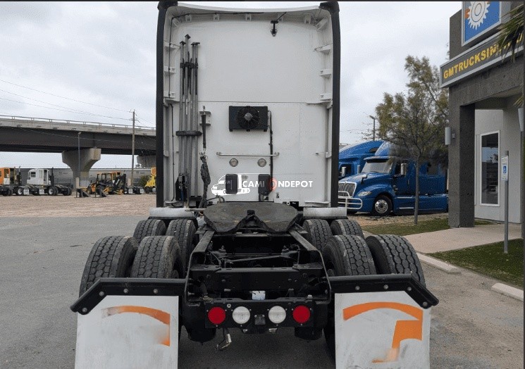 Truck Thumbnail 4