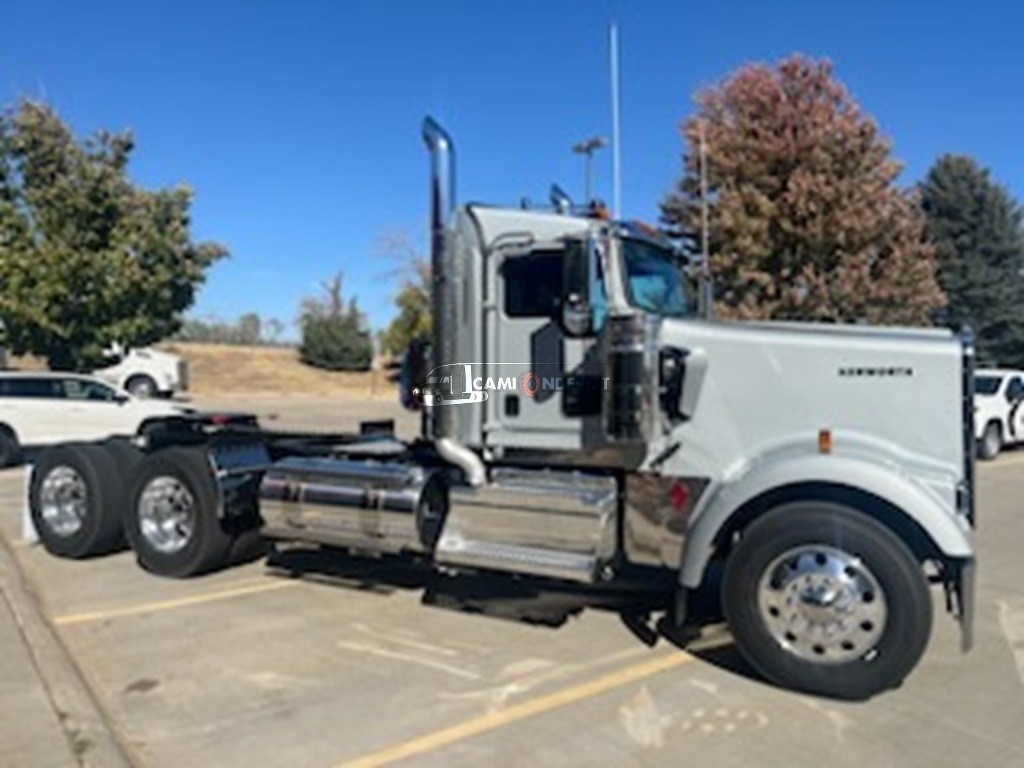 Truck Thumbnail 3