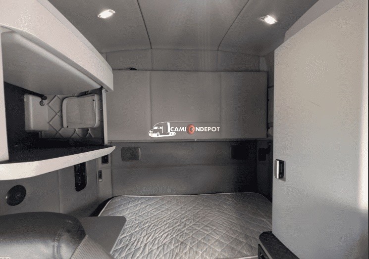 Truck Thumbnail 5