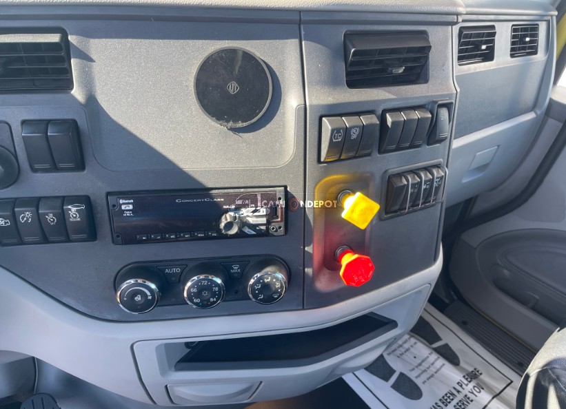 Truck Thumbnail 2