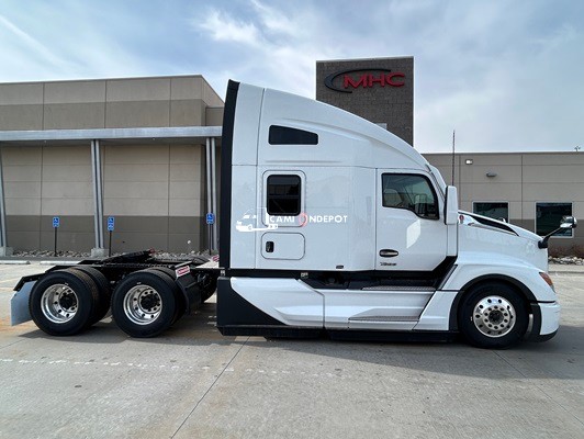Truck Thumbnail 2