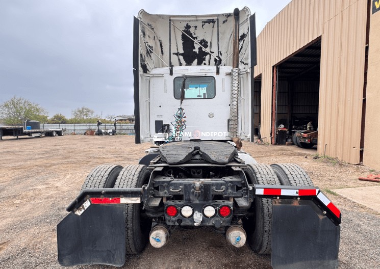 Truck Thumbnail 4