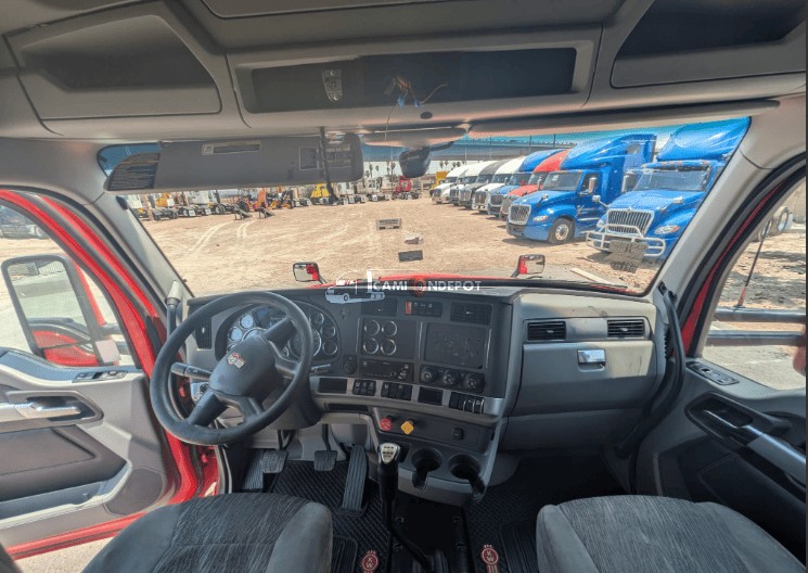 Truck Thumbnail 6