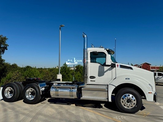 Truck Thumbnail 3