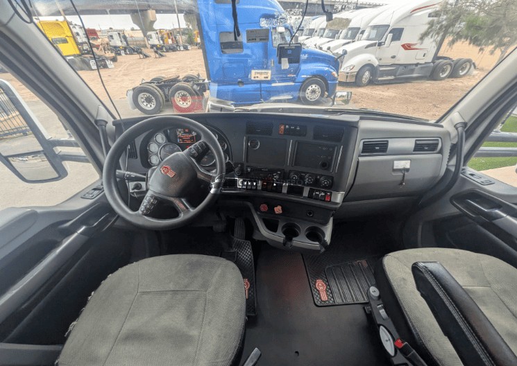 Truck Thumbnail 5