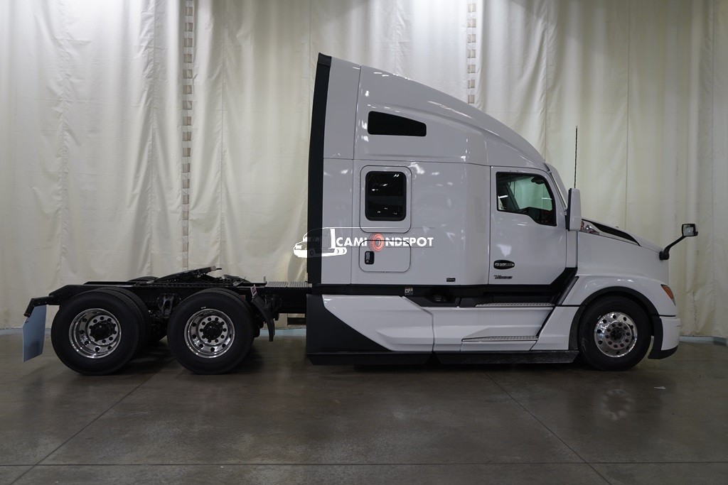 Truck Thumbnail 2