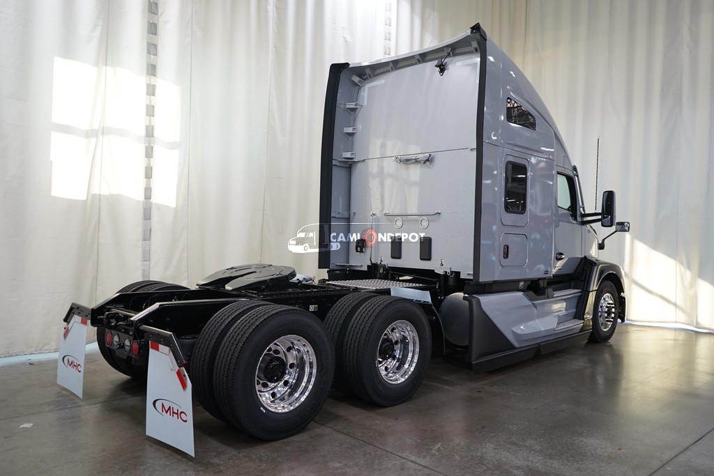 Truck Thumbnail 3