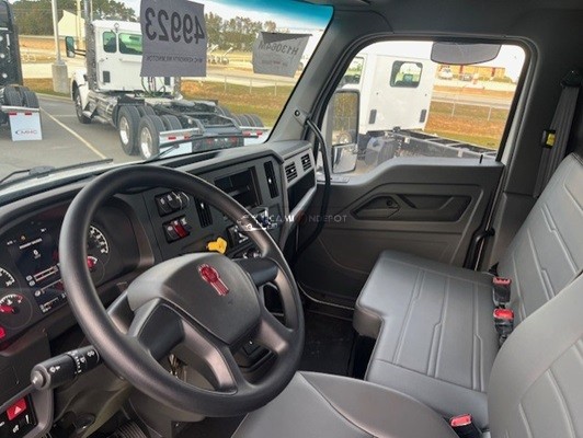 Truck Thumbnail 5