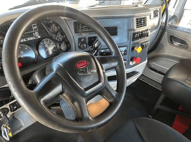Truck Thumbnail 3