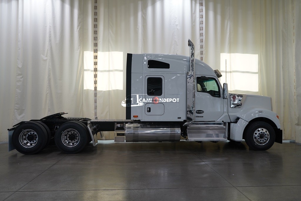 Truck Thumbnail 2