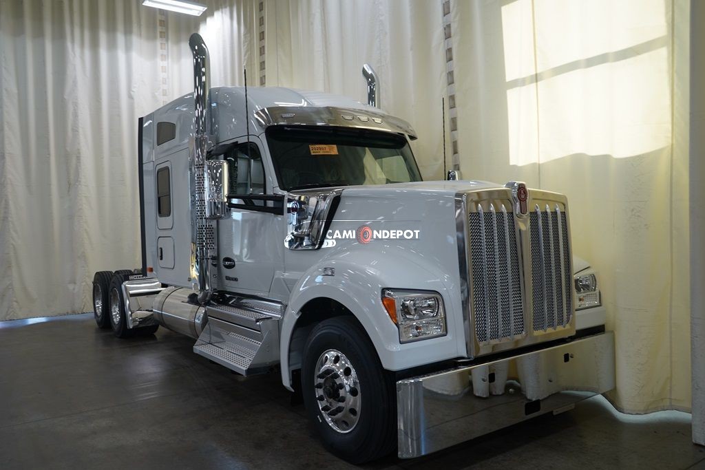Truck Thumbnail 3