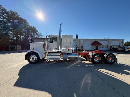 Truck Thumbnail 4