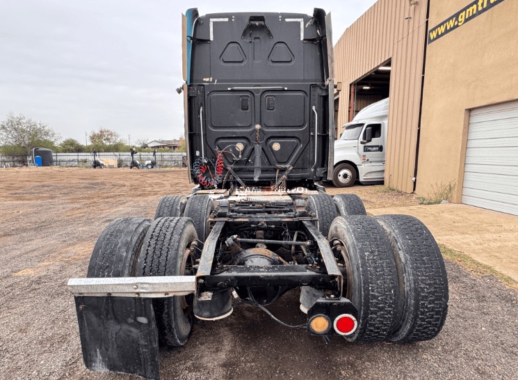 Truck Thumbnail 3