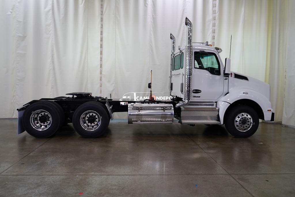 Truck Thumbnail 2