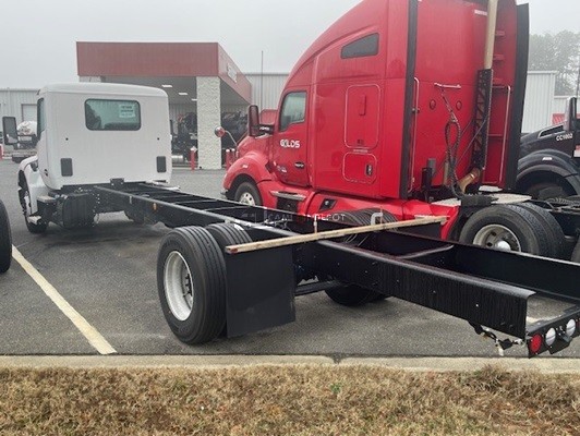 Truck Thumbnail 2