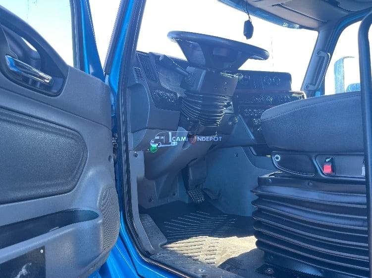Truck Thumbnail 6