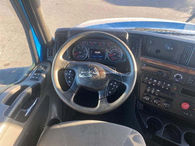 Truck Thumbnail 8