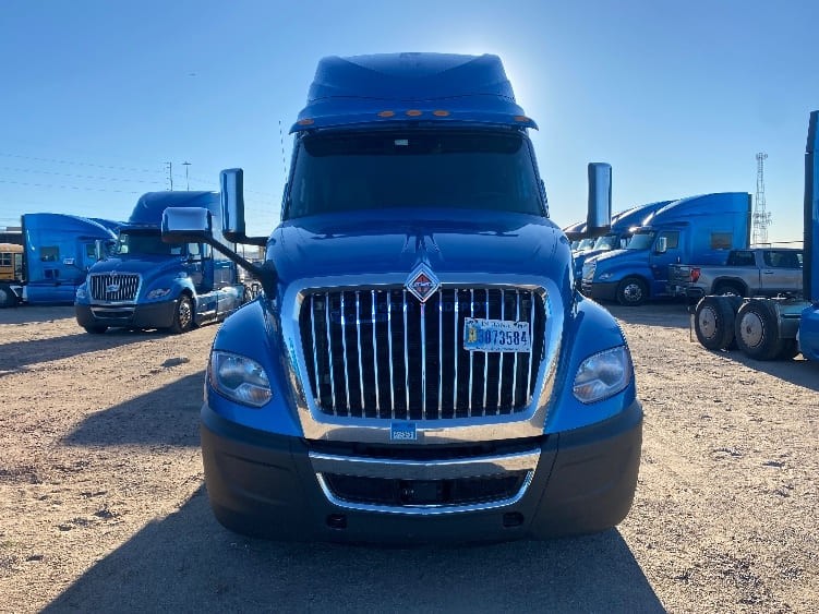 Truck Thumbnail 3
