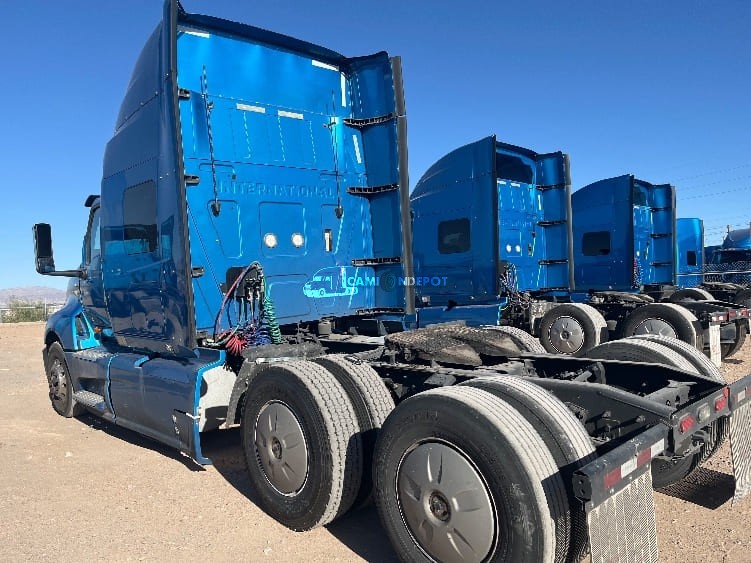 Truck Thumbnail 5