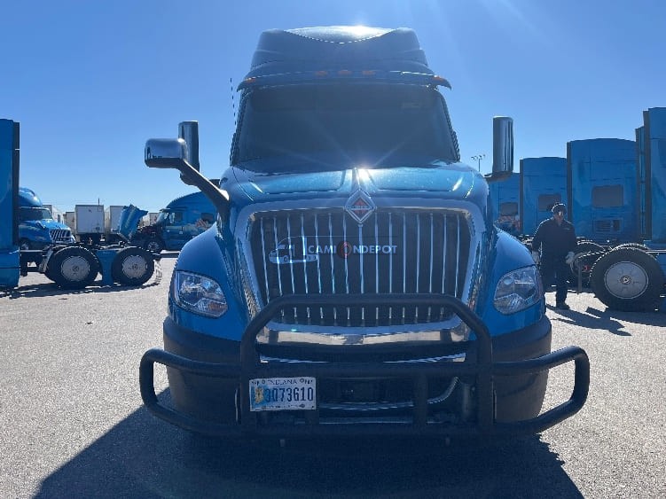 Truck Thumbnail 3