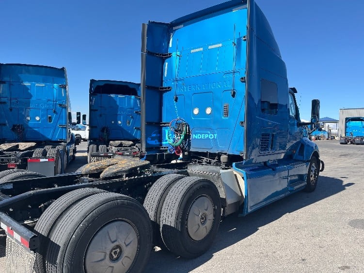 Truck Thumbnail 5