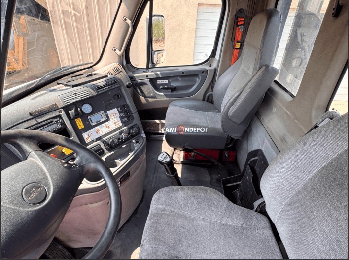 Truck Thumbnail 4