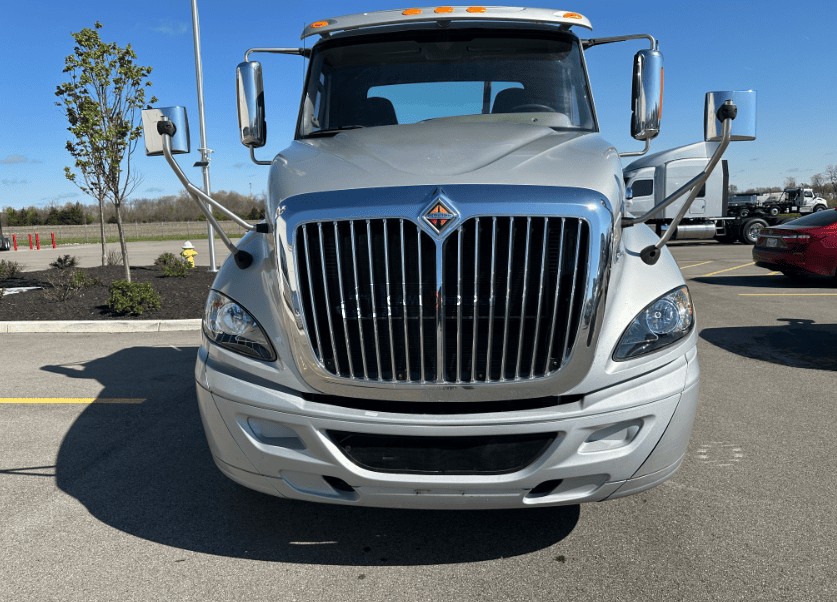 Truck Thumbnail 2