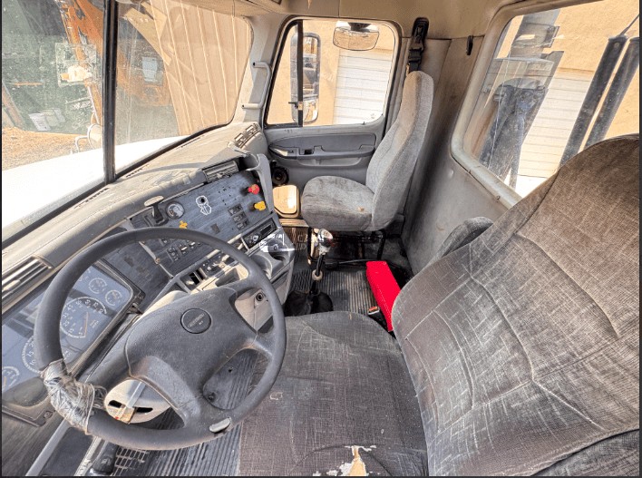 Truck Thumbnail 5