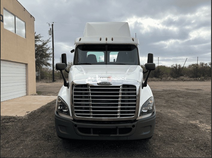 Truck Thumbnail 2