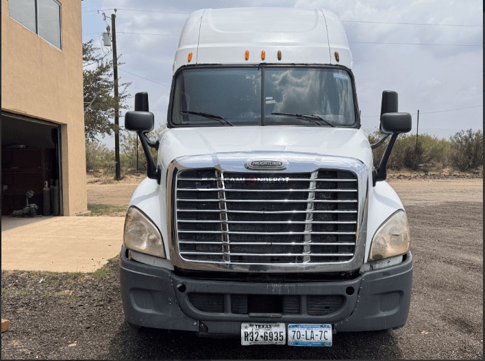 Truck Thumbnail 2
