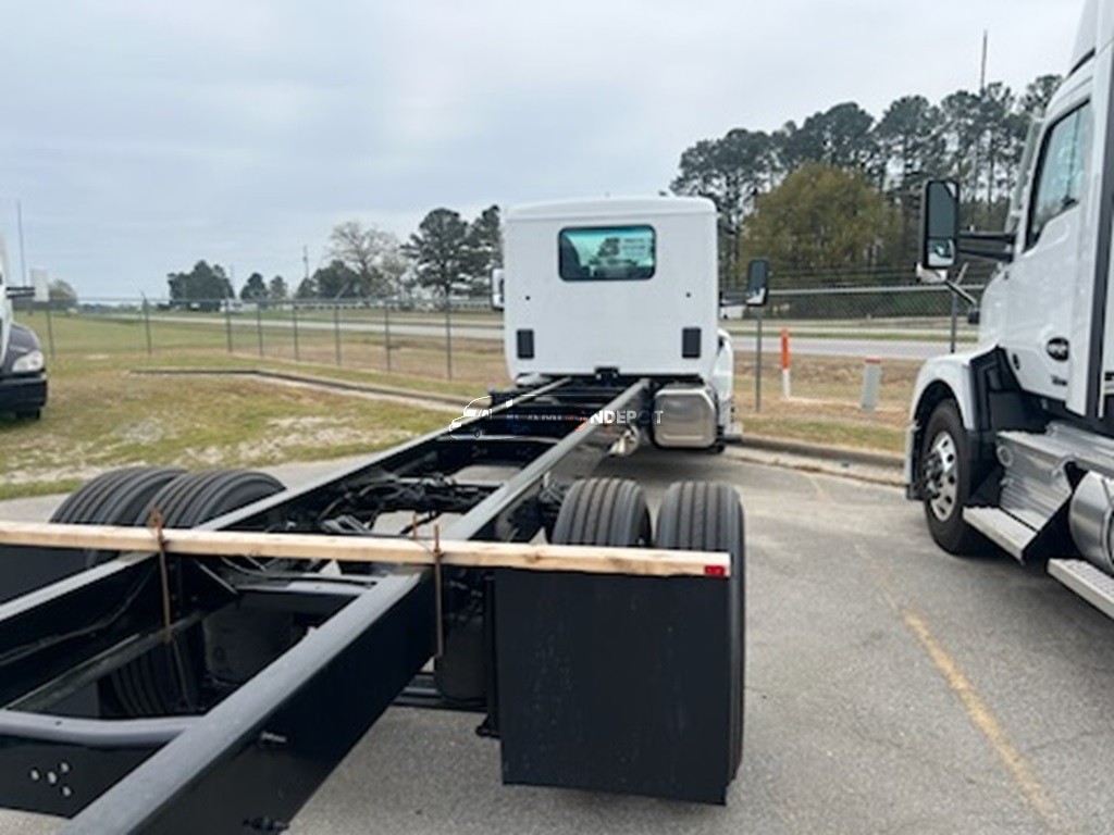 Truck Thumbnail 2