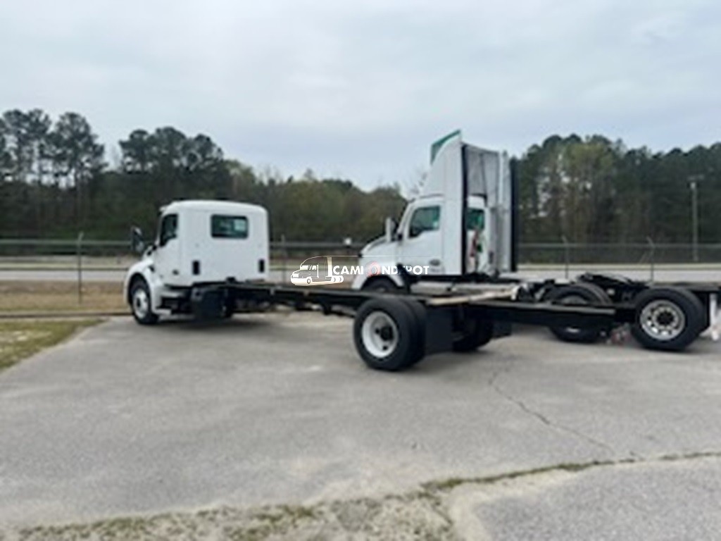 Truck Thumbnail 3