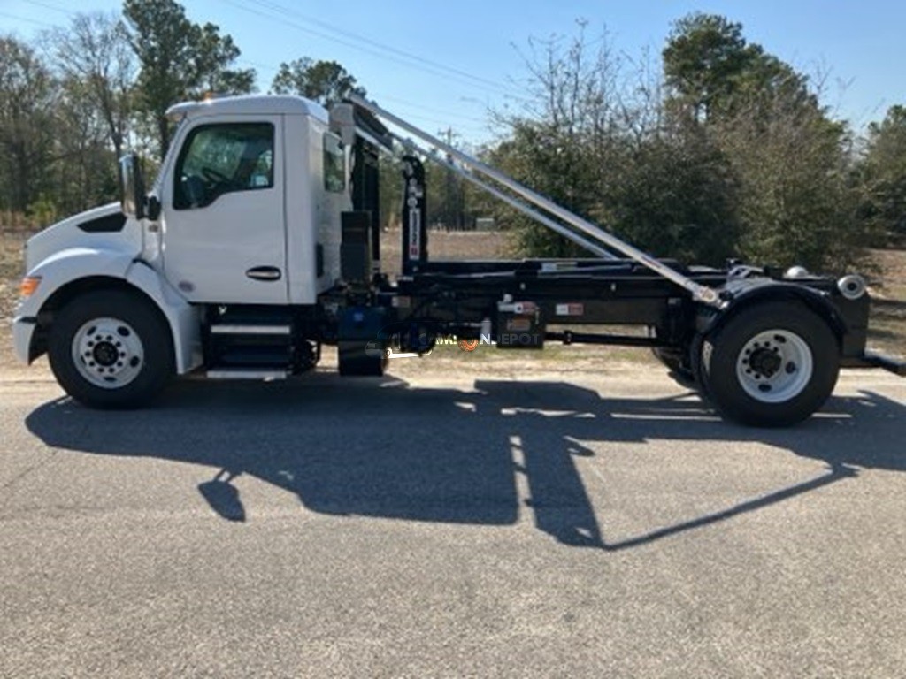 Truck Thumbnail 4